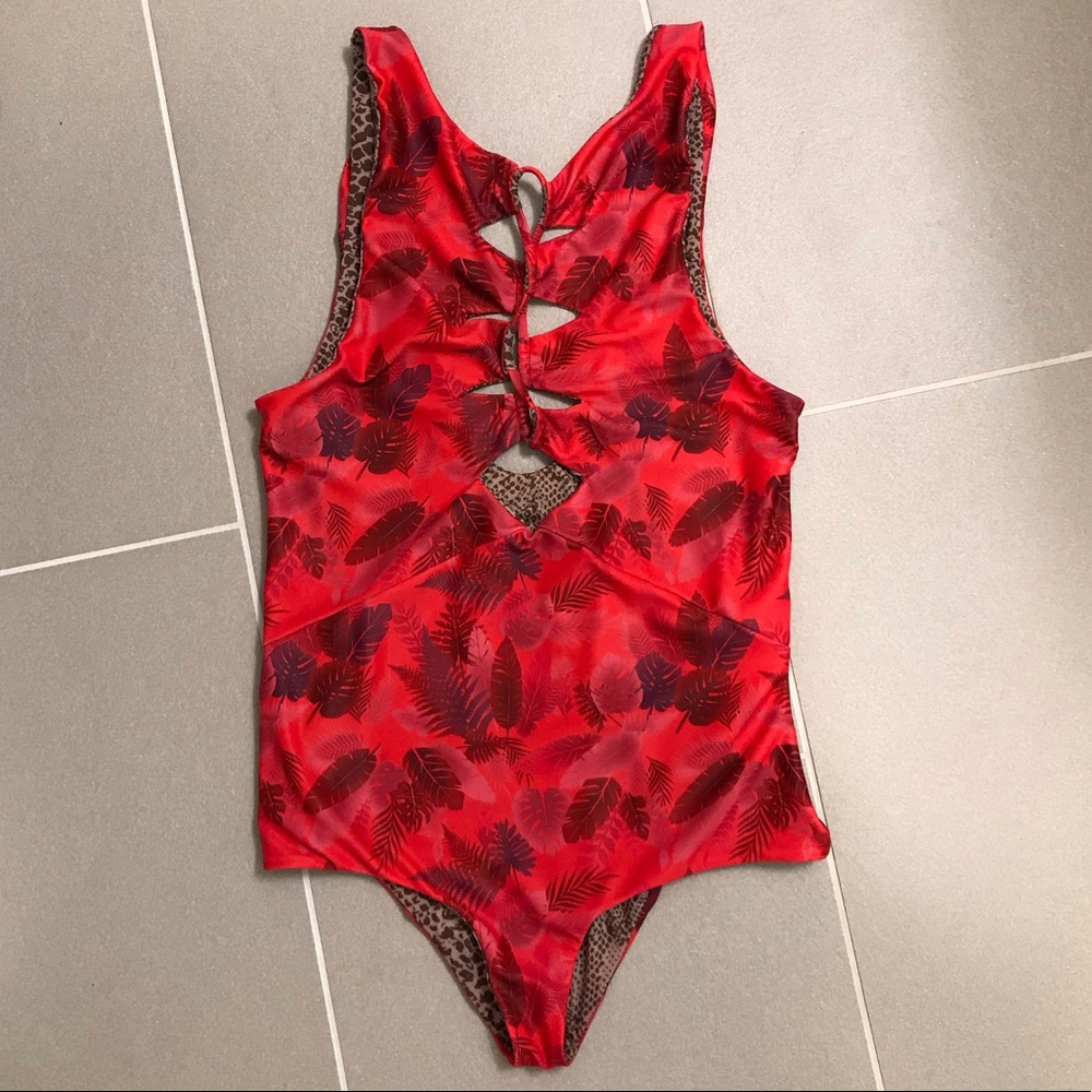 Acacia Mauka one piece in psychedelic leaf